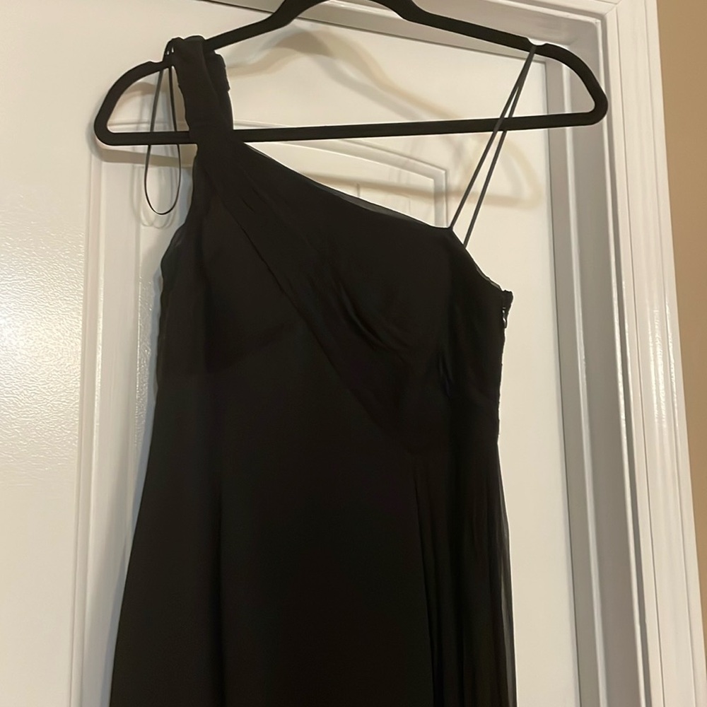 Formal 1 shoulder gown